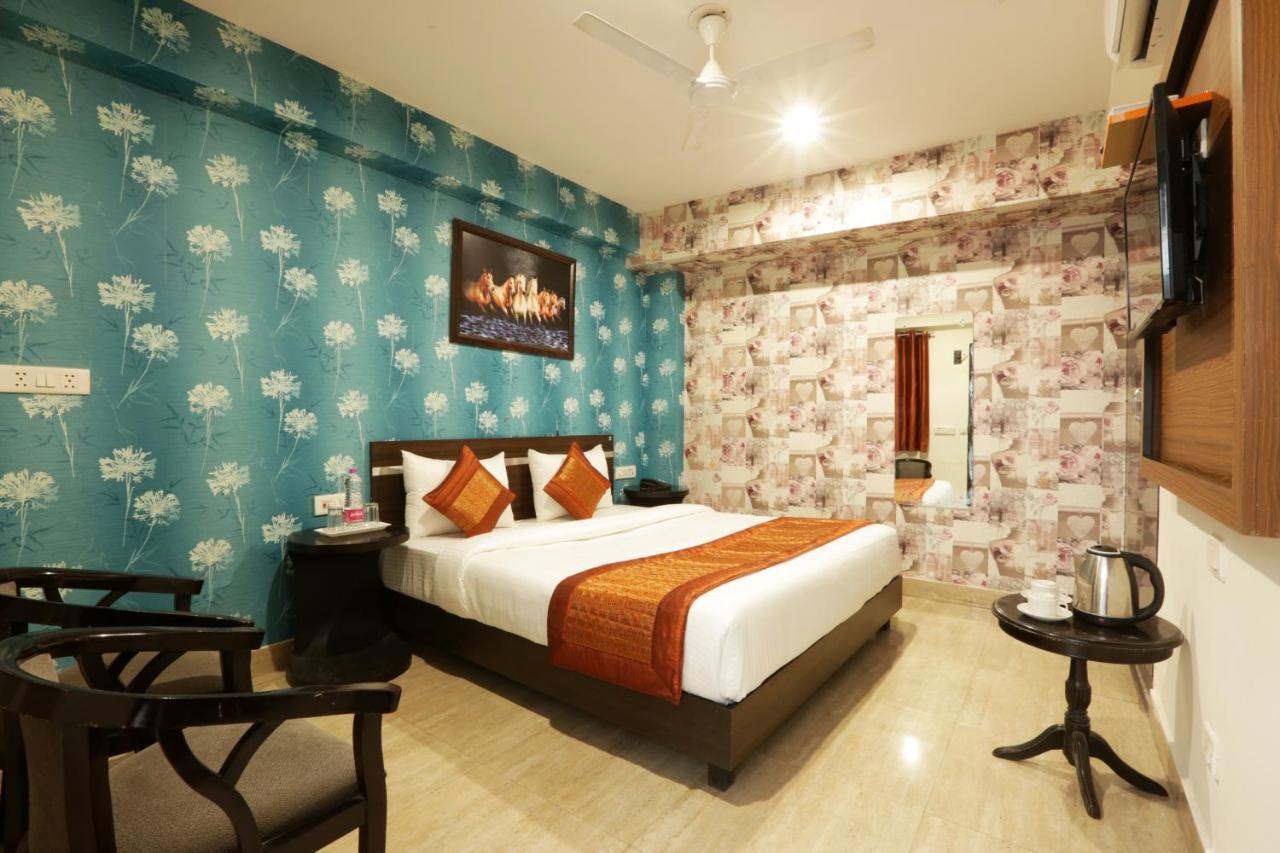 Hotel Classic New Delhi Eksteriør bilde