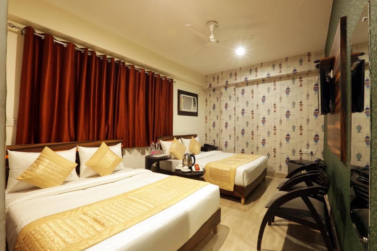 Hotel Classic New Delhi Eksteriør bilde