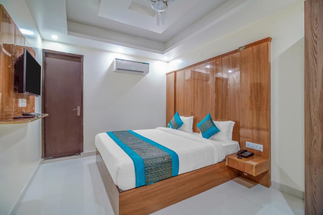 Hotel Classic New Delhi Eksteriør bilde